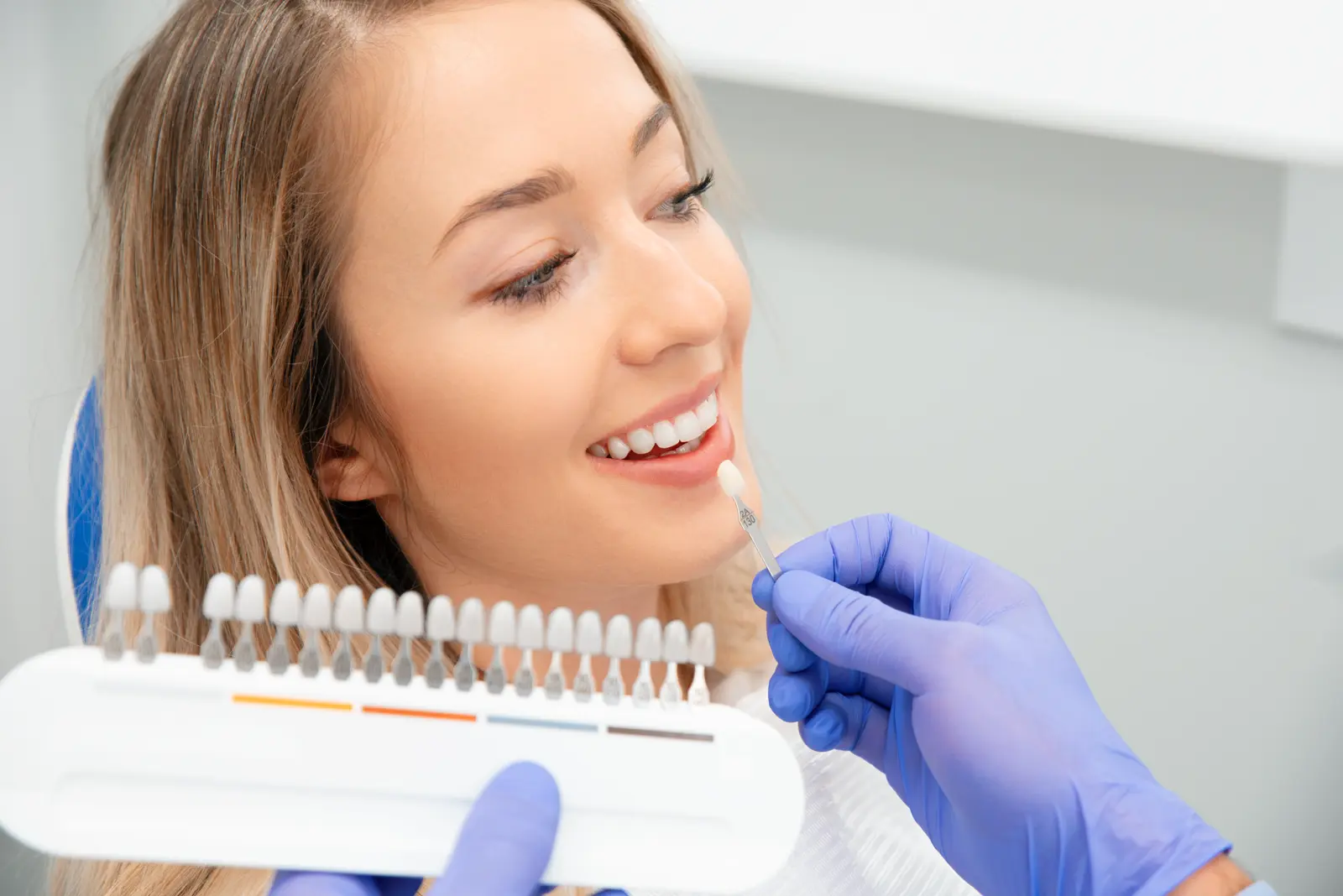 Veneers & Smile Makeovers